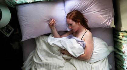 国产经典自拍,捕捉时代光影，展现青春风采